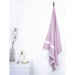 Doctor Towels The Bath Community Lavender Cotton Cambric Solid Medium Bath Towel (Pack of 1) image 1