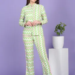 Sweet Dreams Women Green Printed Shirt and Pyjama-image-0