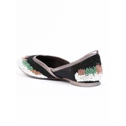 Jove Women Black Embellished Mojaris image 2