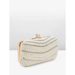 Fabbhue Women's Off-white Hand Embroidery Box Clutch image 3