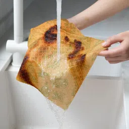 Kitchen Paper Towel Roll | Heavy Duty Non-Woven Cleaning Wipes | Oil Resistant & Lint-Free Kitchen Tissue | Strong Absorbent Disposable Cleaning Roll for Home, Hotel & Restaurant Use (25x25 cm) image 3