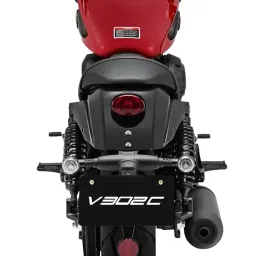 KeeWAY V302C Dual Channel Abs Motorcycles/Bike Red Booking for Ex-Showroom Price image 4