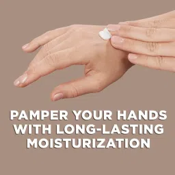 St. Ives Pampering Cocoa Butter & Vanilla Bean Hand Cream, Made With 100% Natural Moisturizers for Soft & Glowing Hands, Travel Size, Paraben Free, Dermatologist Tested, Imported, 30 g image 3