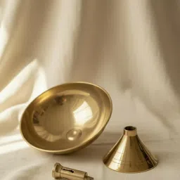 Royal Malabar Brass Diya for Pooja | Traditional Kerala Nilavilakku Oil Lamp for Temple, Home Decor & Puja Room | Handmade Brass Deepam | Height 6 cm, Width 7 cm image 3