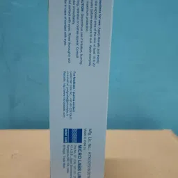 30 Aquagel Sunscreen SPF 30 For UVA/UVB Protection 60gm Pack of 1 image 2