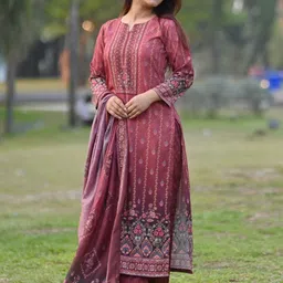 Libas Floral Printed Notch-Neck Kurta With Trousers And Dupatta-picture-21