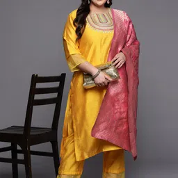 Sztori Plus Size Ethnic Motifs Embroidered Regular Kurta & Palazzos With Dupatta-picture-17