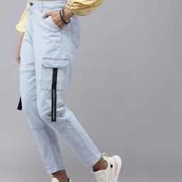 Roadster Women Blue Boyfriend Fit Light Fade Stretchable Jeans-image-53