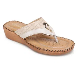 TRASE Women Cream-Coloured Animal Textured Colourblocked Stay Open Toe Flats image 3