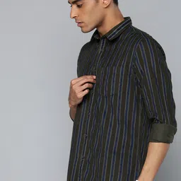 Indian Terrain Corduory Chiseled Striped Casual Shirt image 3