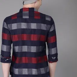 Campus Sutra Men Standard  Navy Blue & Red Regular Fit Checked Casual Shirt image 4