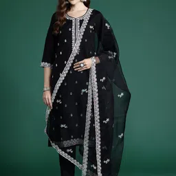 Indo Era Ethnic Motifs Embroidered Sequinned Kurta with Trousers & With Dupatta image 5