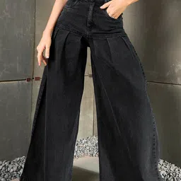 SASSAFRAS Women Flared Fit High-Rise Pleated Stretchable Jeans image 3