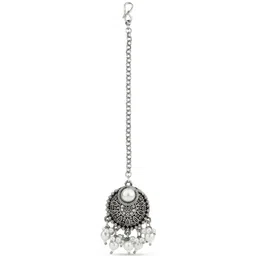 Fida Set Of 3 Silver-Plated White Pearl-Beaded Maangtikka Head Jewellery image 4