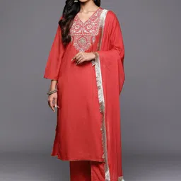 Varanga Women Floral Embroidered Regular Sequinned Kurta with Trousers & With Dupatta image 5