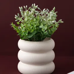 White Ceramic Planter by Tayhaa image 1