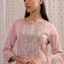 Indo Era Pink Ethnic Motifs Embroidered Gotta Patti Kurta with Trousers & Dupatta image 2