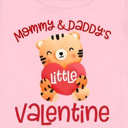 Arvesa Mommy And Daddy Valentine Printed Romper image 3