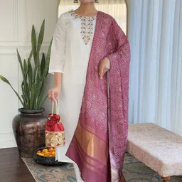 KOTRONS Women Embroidered Regular Thread Work Chanderi Silk Kurta with Trousers & With Dupatta image 1