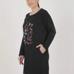 YOZZ BY Women Floral Printed Pockets 1 T-shirt image 4