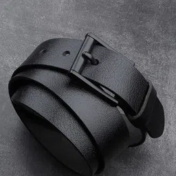 LOOPA Men Textured Leather Formal Belt image 3