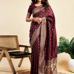 HERE&NOW Woven Design Zari Silk Blend Banarasi Saree image 4