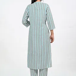 KAMODIAZ Women Printed Regular Kurta with Trousers image 5
