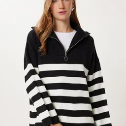 Happiness istanbul Women Shirt Collar Striped Print Half Zipper Pullover image 4