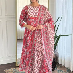 Navlik Floral Printed Boat Neck A-line Kurta With Trousers & Dupatta image 5