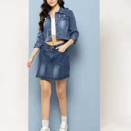 Aarika Washed Crop Denim Jacket image 2