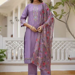 VredeVogel Floral Yoke Design Thread Work Straight Kurta With Trousers & Dupatta-image-38