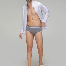 AMUL COMFY Men Pack Of 3 Pure Cotton Low-Rise Briefs AC-CBRIOE-AF-LB-SG-XS-3PC image 3