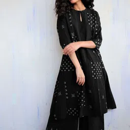 GoSriKi Women Floral Printed Regular Kurta with Palazzos-image-79