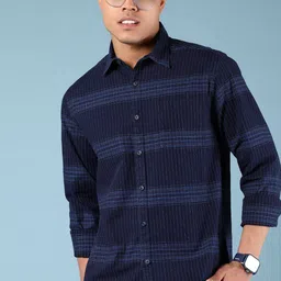 V-Mart Men Horizontal Striped Spread Collar Cotton Casual Shirt-image-24