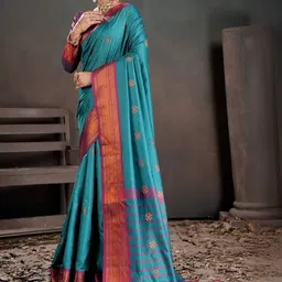 PEENGAX Ethnic Motifs Zari Silk Blend Heavy Work Kanjeevaram Saree image 5