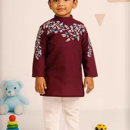 HUMAN CHOICE Boys Floral Embroidered Regular Thread Work Straight Kurta with Trousers-picture-52