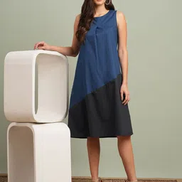 Globus Women Blue Round Neck Colourblocked A-Line Knee Length Resort Dress image 1