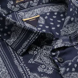 SHOWOFFFF Men Standard Slim Fit Printed Casual Shirt image 5
