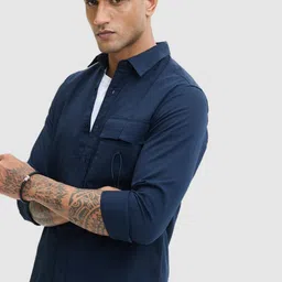 Snitch Men Relaxed Fit Spread Collar Solid Cotton Casual Shirt image 4