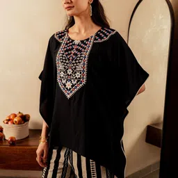 Juniper Embroidered Kaftan With Trouser Co-Ords image 4