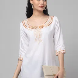 ZEROZABAR Ethnic Motifs Embroidered Boat Neck Thread Work Thread Work Kurti image 3