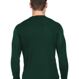 TQH Men Dri-FIT Solid Round Neck T-shirt image 2