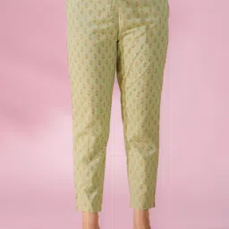 Aramya Floral Women Printed Cotton Regular Trousers-image-62