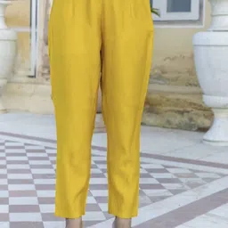 ANJIKI Floral Embroidered V-Neck Thread Work Straight Kurta With Trousers & Dupatta image 2