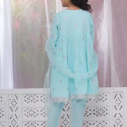 Little Bansi Girls Floral Printed Regular Pure Cotton Kurta with Pyjamas & With Dupatta image 3