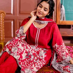 VASVI Floral Printed Sequinned Straight Kurta With Trouser And Dupatta image 3