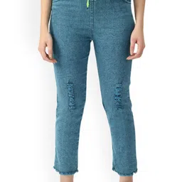 NEUNK Women Comfort Slim Fit Mid-Rise Mildly Distressed Light Fade Stretchable Jeans-picture-20