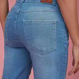 Miss Chase Women Wide Leg Mid-Rise Light Fade Stretchable Jeans image 5