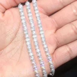 FIMBUL Silver-Plated Iced Out Round Cubic Zirconia-Studded Necklace image 5