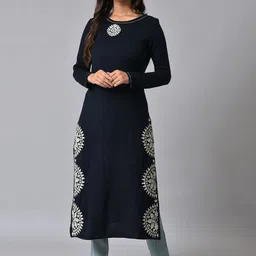 W Ethnic Motifs Printed Round Neck Acrylic Kurta-picture-15